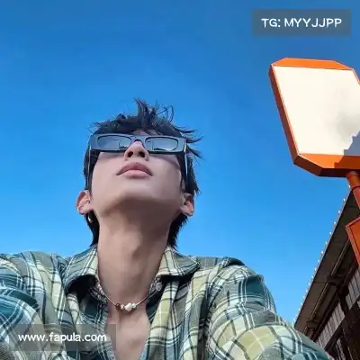 万瑛羚